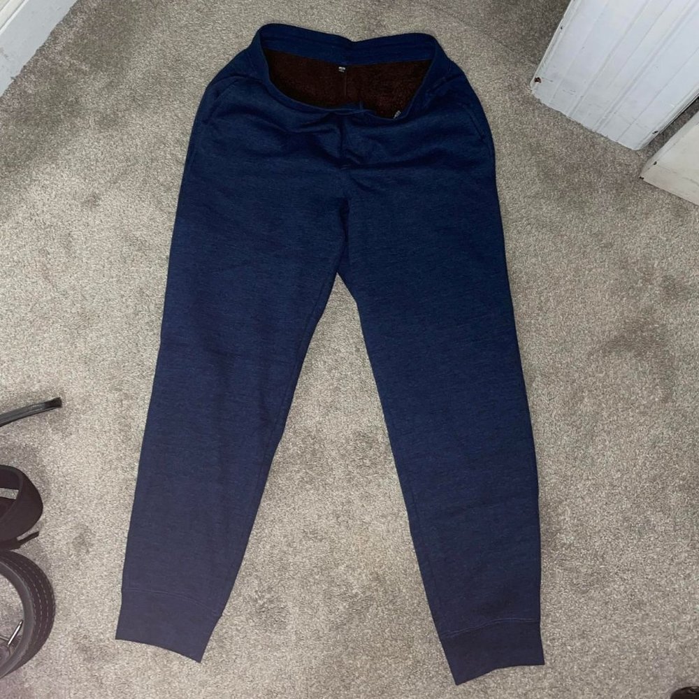 UNIQLO PILE LINED SWEATPANTS (BLUE)